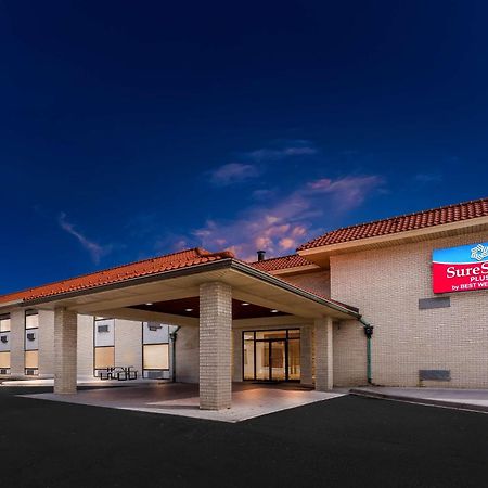 Surestay Plus By Best Western Windsor Exterior foto