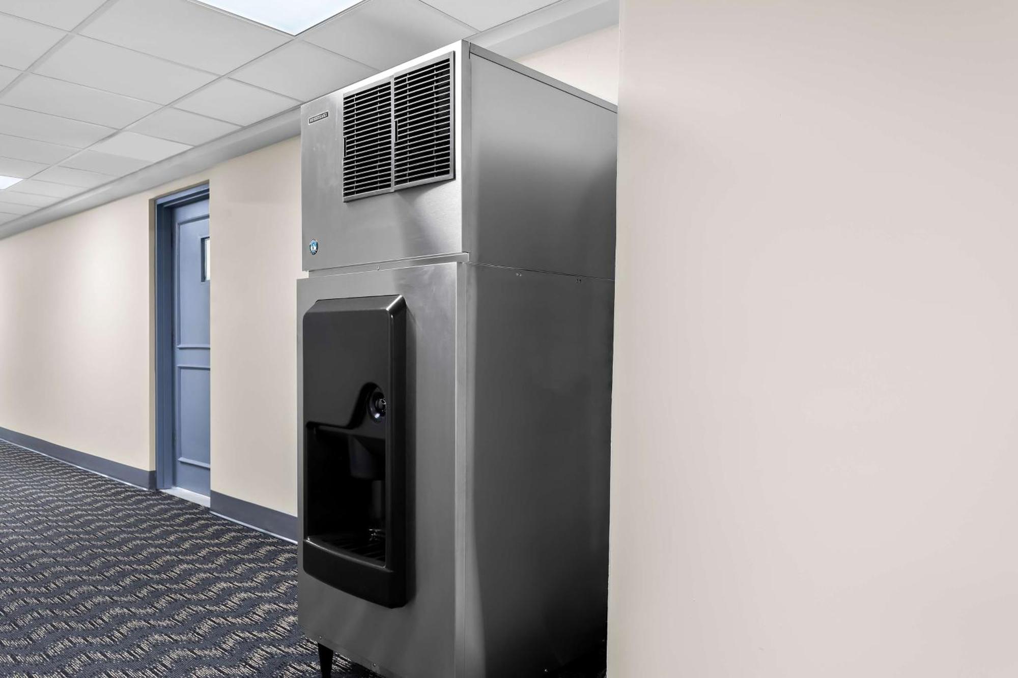 Surestay Plus By Best Western Windsor Exterior foto