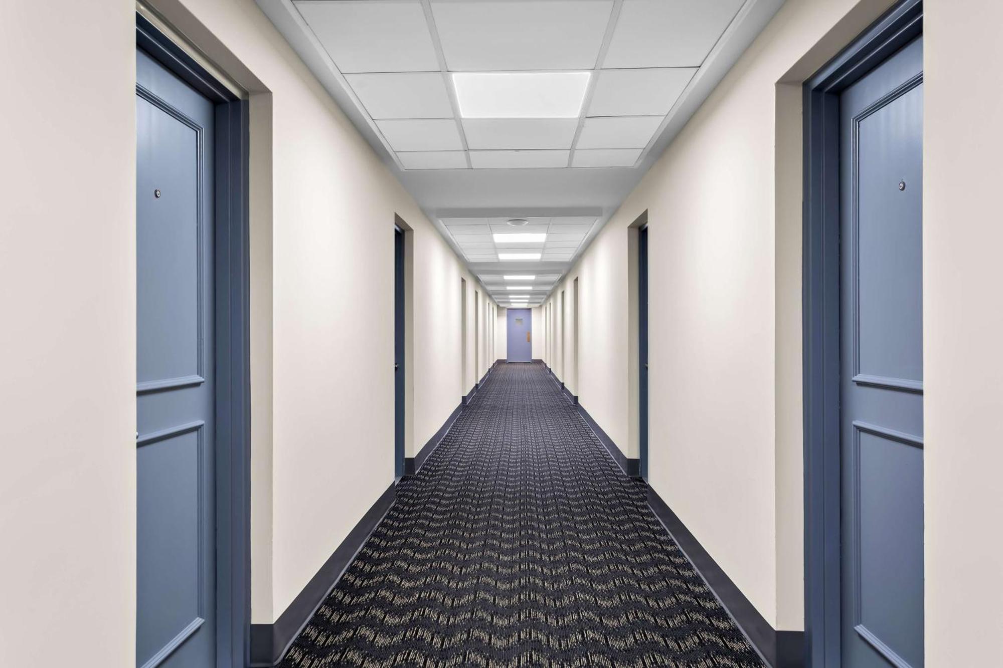Surestay Plus By Best Western Windsor Exterior foto