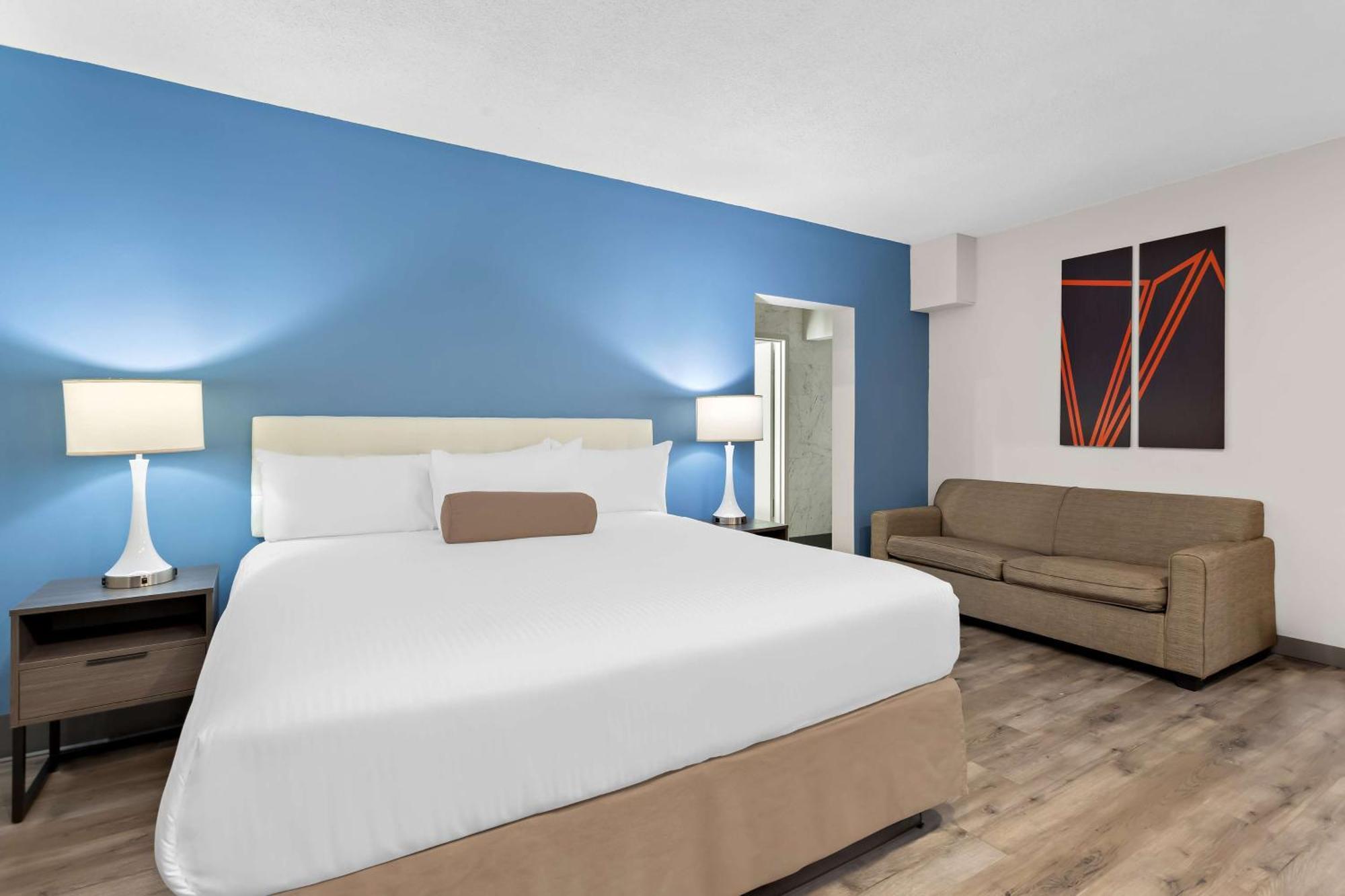 Surestay Plus By Best Western Windsor Exterior foto