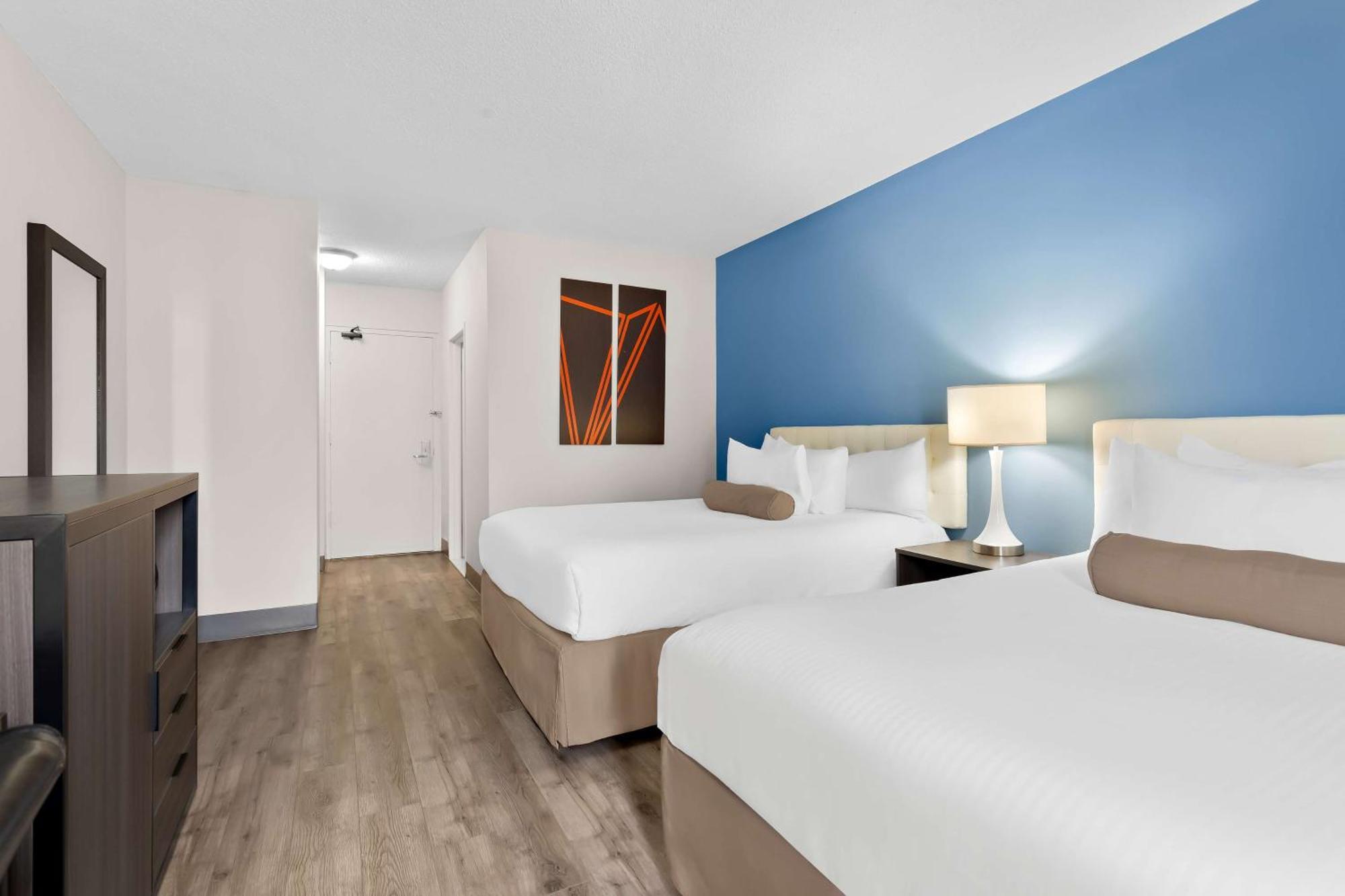 Surestay Plus By Best Western Windsor Exterior foto