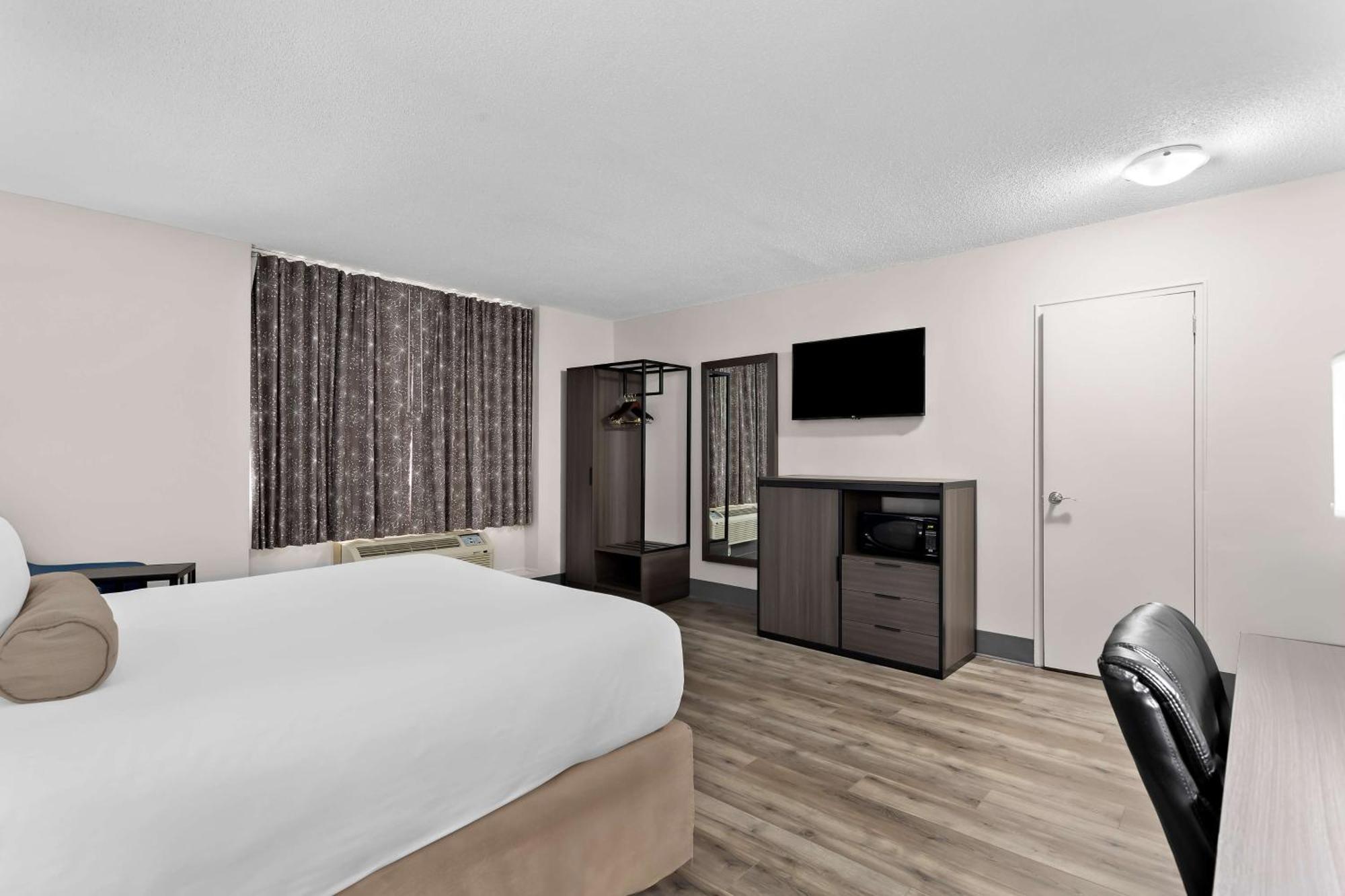 Surestay Plus By Best Western Windsor Exterior foto